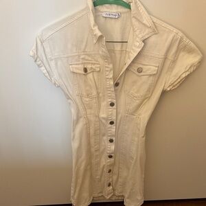 JustFab Off-White Button-Up Shirt Dress